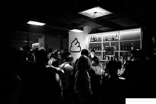 Wearetheshit™品牌设计---酷图编号1098860