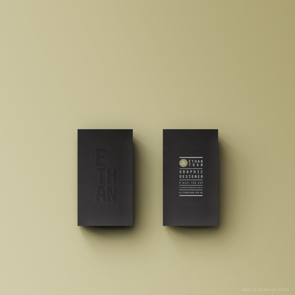 Self Promotion-个人设计师品牌设计-个清晰的视觉体验,黑白色的标志是使用设计师名字的首字母作为主要的视觉元素---酷图编号8