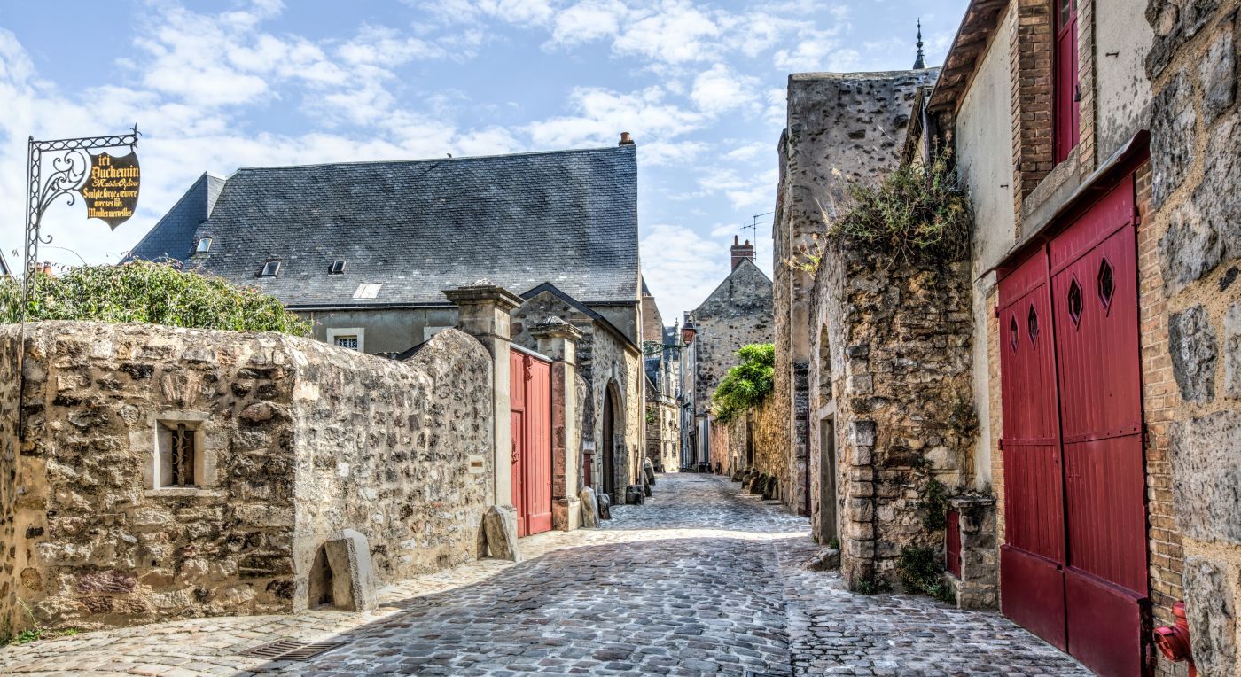 法国勒芒中世纪的街道古镇壁纸图片