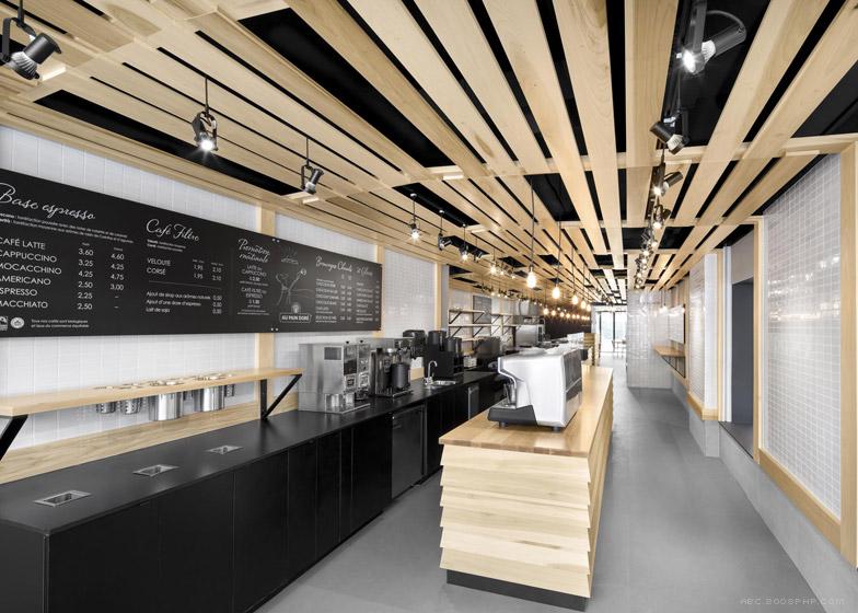 法国吐司面包店-很漂亮的木质条纹装饰---酷图编号1103117