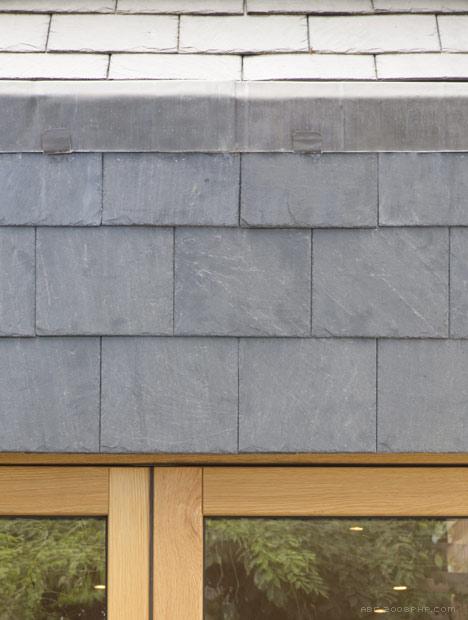 一个2.3米宽的梯田房子-自然光通过一个倾斜屋顶射到房屋,让居住者感觉宽敞和光-伦敦alma-nac建筑工作室作品---酷图编号4