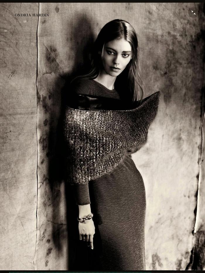 Vogue意大利2014年9月-纪念50周年人像封面-顶尖模特云集-史蒂娜・坦娜特,Audrey Marnay等---酷图编号4