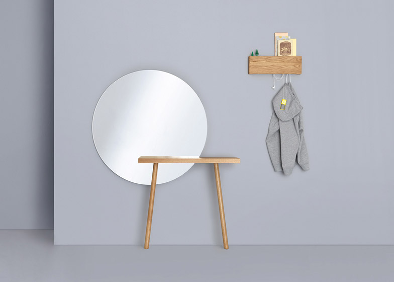 弗洛里安・施密德的两条腿桌子-一对组合墙的镜子和梳妆台---酷图编号1108017