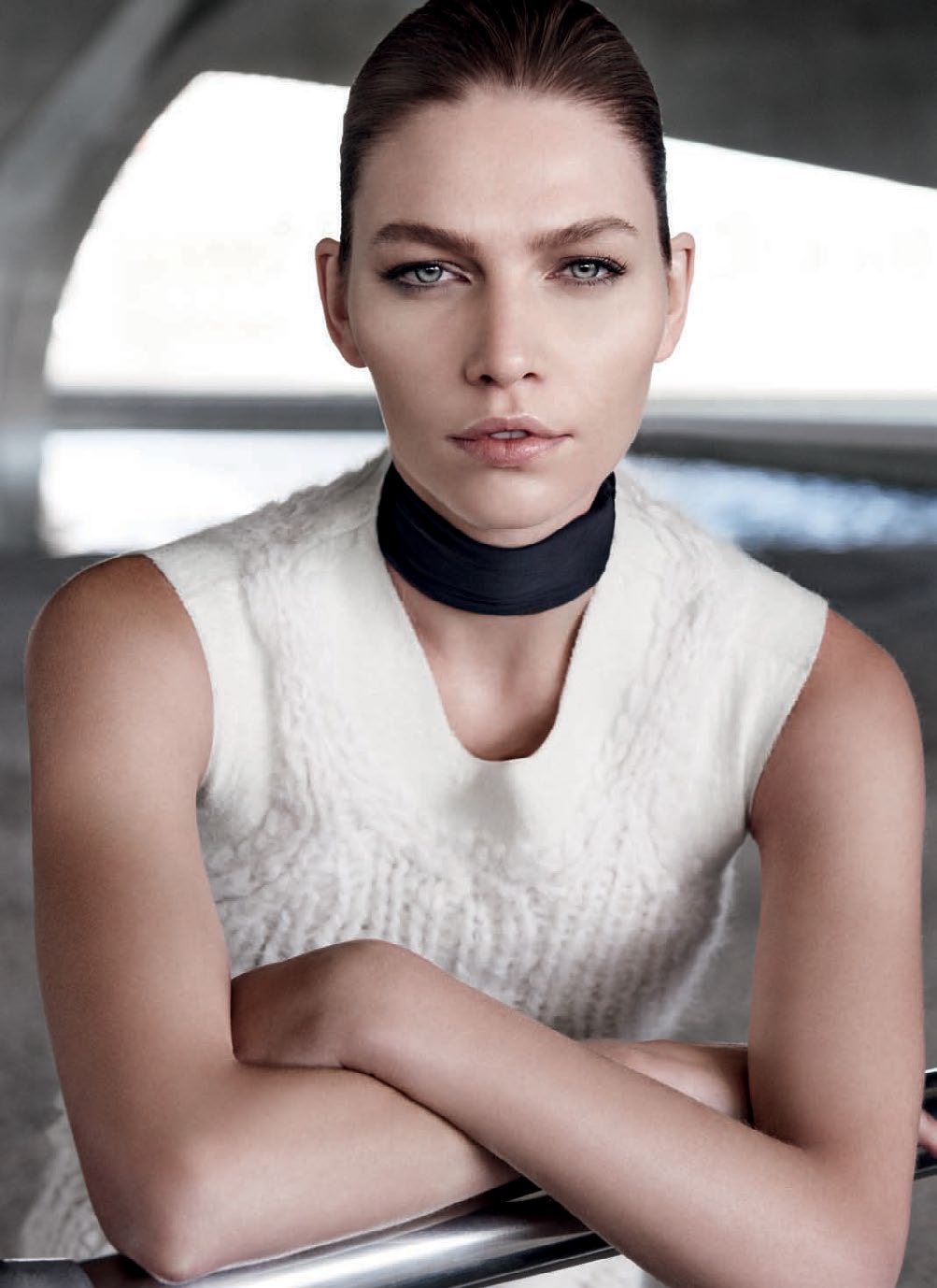 艾琳・韦伯-VOGUE巴西2014年11月-塑造黑白色的时装秀图片