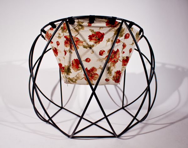 GEO多边形帆布蜂巢椅-悬挂座椅由织物和填充物的完成,符合人体工程学设计,不仅舒适性,同时也保证了愉快的感觉,媲美吊床---酷图编号2