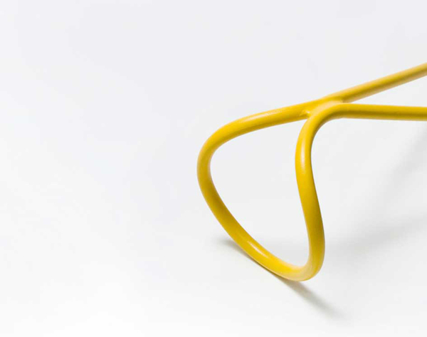 Spline橡胶质感X凳-一个舒适的支撑---酷图编号2