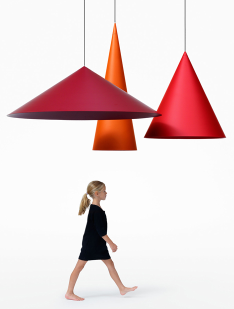 锥形吊灯-斯德哥尔摩Claesson Koivisto设计工作室-三个巨大的锥形品牌照明灯---酷图编号1112989