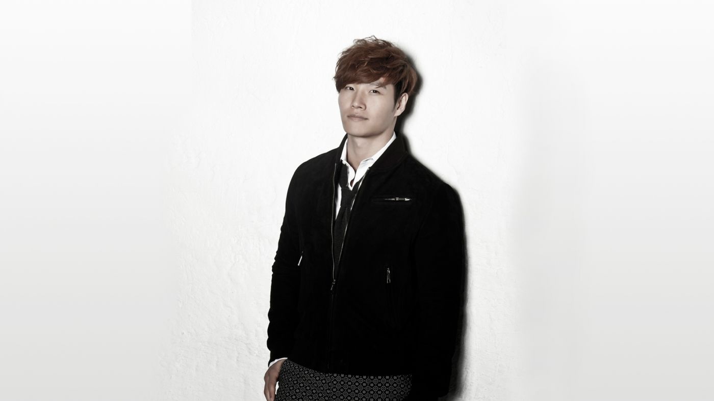 韩国歌手兼主持人明星金钟国壁纸下载图片