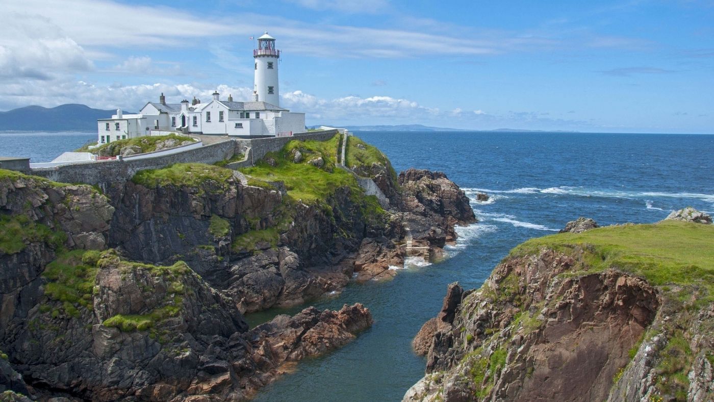 爱尔兰岛屿灯塔壁纸图片
