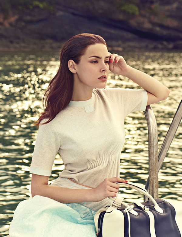 FEMALE MAG EDITORIAL-黄衣女郎---酷图编号1