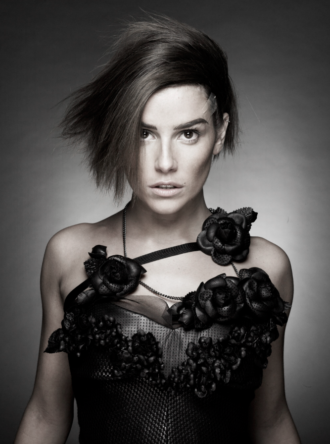 DEBORAH SECCO-丹尼尔・埃尔南德斯-真正的美丽---酷图编号6