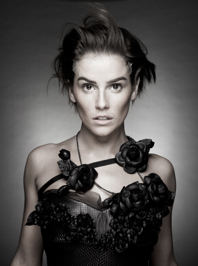 DEBORAH SECCO-丹尼尔・埃尔南德斯-真正的美丽---酷图编号5