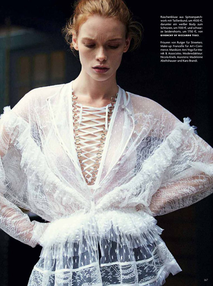 无尽的爱-VOGUE时尚德国2015年2月-透明棉花薄纱和纯白色可爱的刺绣时装秀---酷图编号6