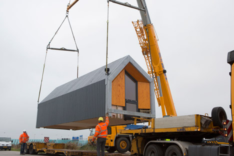 HEIJMANS公租房家园-荷兰HEIJMANS建筑公司作品-在阿姆斯特丹,是一个16平方米的阁楼房间,一个月700欧元,每两层楼的建筑拥有一个慷慨的客厅,一间厨房,一间独立的卧室和一间浴室,以及一个室外露台。---酷图编号3