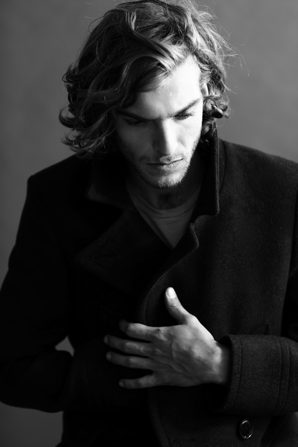 the artist and the man-男性艺术家