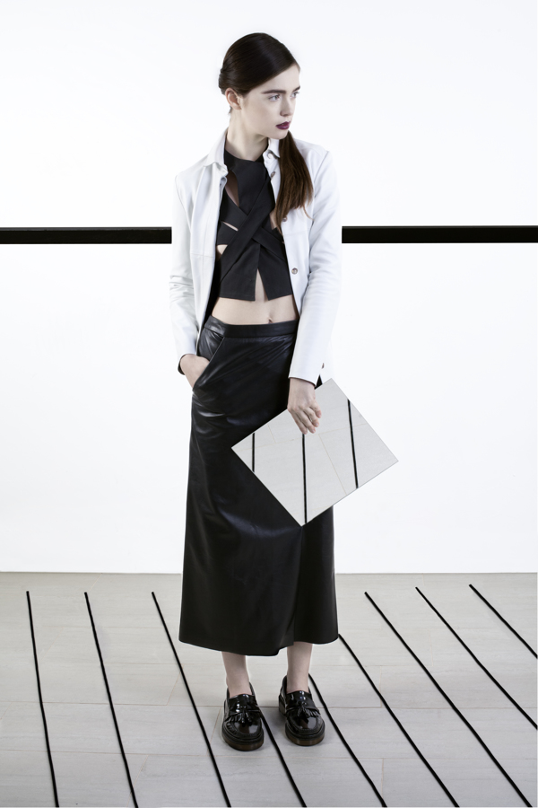 黑白时尚艺术人像-BLACK SQUARE, WHITE GROUND---酷图编号3