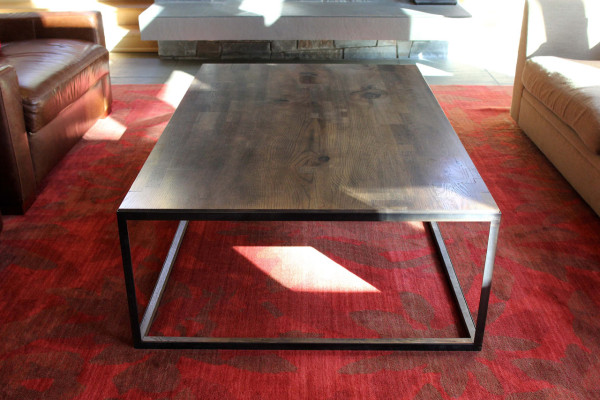 哈得逊河的建筑设计-位于哈得逊河河岸,定制家居充当避难所的夫妇,因为他们可以承载的朋友和家人的地方。客舱般的美感,是一个现代家居。简洁的线条,但有一个温暖的感觉,因为它是穿着天然木材。---酷图编号1125614