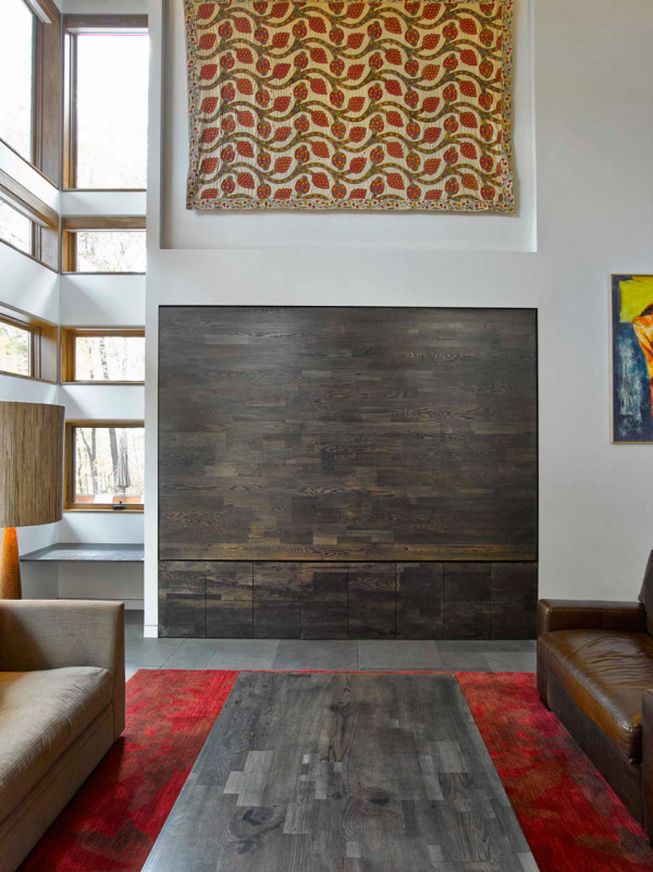 哈得逊河的建筑设计-位于哈得逊河河岸,定制家居充当避难所的夫妇,因为他们可以承载的朋友和家人的地方。客舱般的美感,是一个现代家居。简洁的线条,但有一个温暖的感觉,因为它是穿着天然木材。---酷图编号1125616