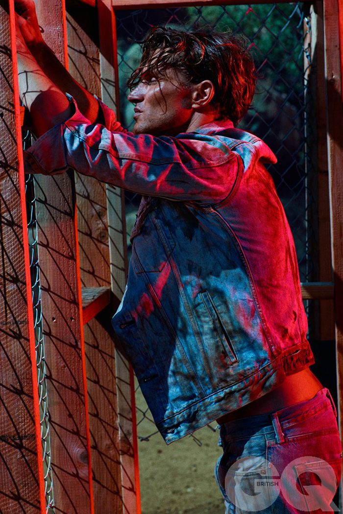 阿莉莎・米勒和肖恩・德-“红热蓝”牛仔时装秀-GQ英国2015年5月---酷图编号5