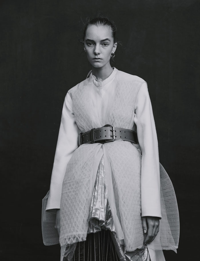 伊琳娜・利斯-Crash杂志-前卫的外观风格---酷图编号1