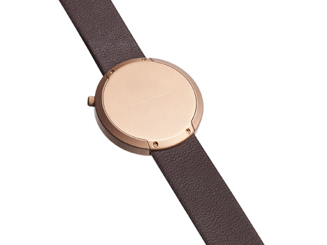 精制圆形而成的腕表设计-蓝宝石晶面,瑞士制造镀金机芯,不锈钢亚光外壳和六种不同组合颜色皮表带,有一个使用寿命长达十年的电池,丹麦KiBiSi工作室作品---酷图编号6