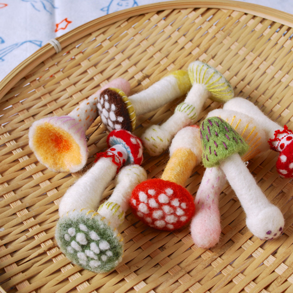 Mushroom Brooches-针织毛线蘑菇胸针---酷图编号5