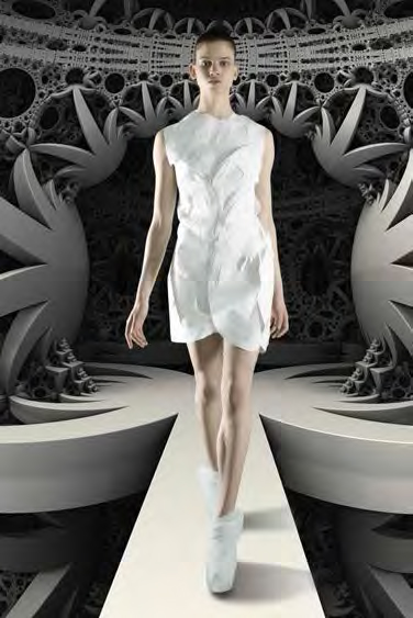 TOPO-GRAPHIC-立面几何纹理形状的时装秀---酷图编号5