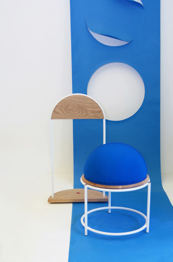 多功能特性椅子-有熟悉舒适的感觉-该座椅可翻转改变双方的高度和功能,靠背可被用作毛巾或衣架---酷图编号2