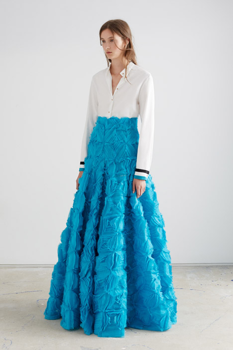 萝克桑达度假村2016年的时装系列的图案-大胆的几何形状和颜色对比鲜明图案的服装-轻便宽松的裤子羊驼毛礼服和外套花呢,塞尔维亚Roksanda Ilincic时装设计师作品---酷图编号3