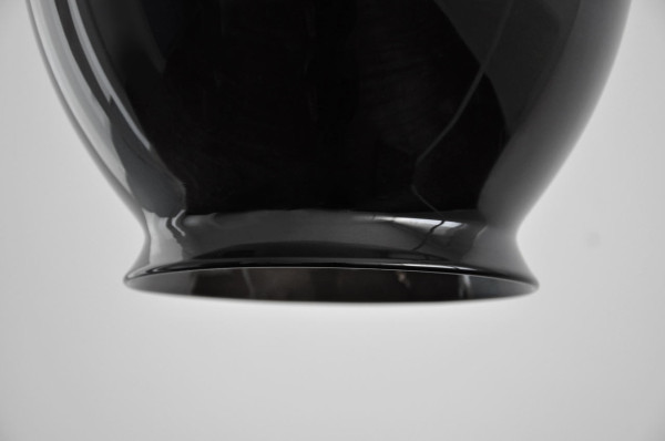 魔灯-采用光滑的黑色玻璃为灯罩,灵感来自烹饪,有四种形状-三吊坠和一个台灯---酷图编号4