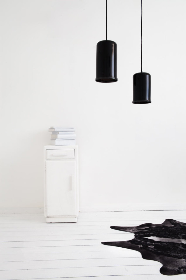 魔灯-采用光滑的黑色玻璃为灯罩,灵感来自烹饪,有四种形状-三吊坠和一个台灯---酷图编号2