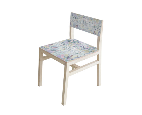 Eskayel与丹麦公司合作开发新的家具收藏-每款都有梦幻般抽象的图案,全部采用枫木,白橡材料,手工制作---酷图编号1135467