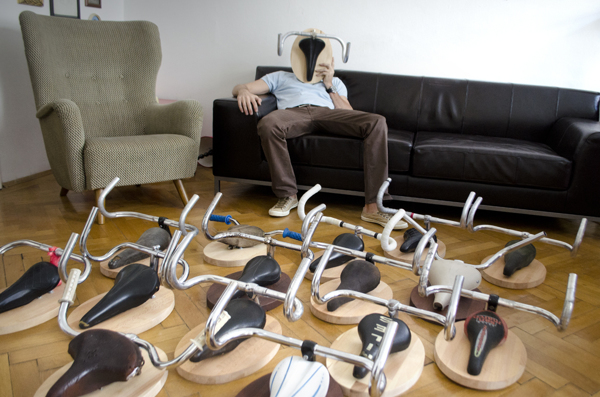 Upcycle Fetish 2-羊角自行车停车架设计---酷图编号6