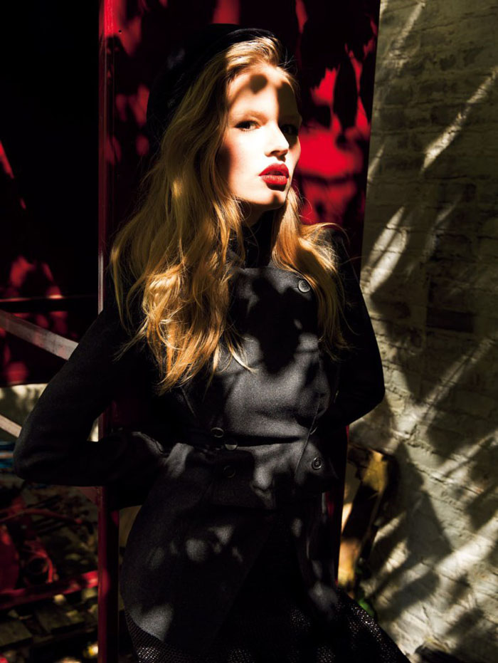 安娜尤尔斯-VOGUE时尚巴黎2015年8月-捕捉时尚的前沿角度---酷图编号3