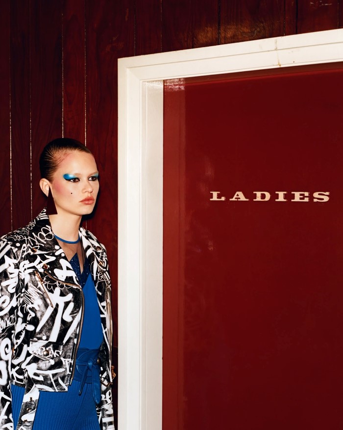 安娜尤尔斯-VOGUE时尚英国2015年9月-时髦激烈的人像---酷图编号10