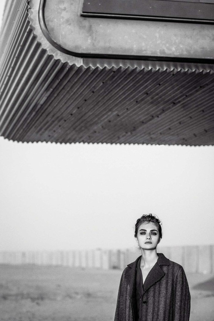 安东尼-阿米卡杂志-量身定制的精美羊毛花呢面料现代女装秀---酷图编号7