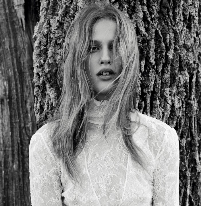 劳里・朱莉-VOGUE中国时尚2015年9月---酷图编号1