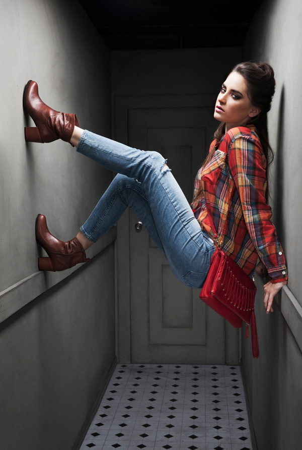 DIONE-DIONELLA鞋包广告设计---酷图编号5