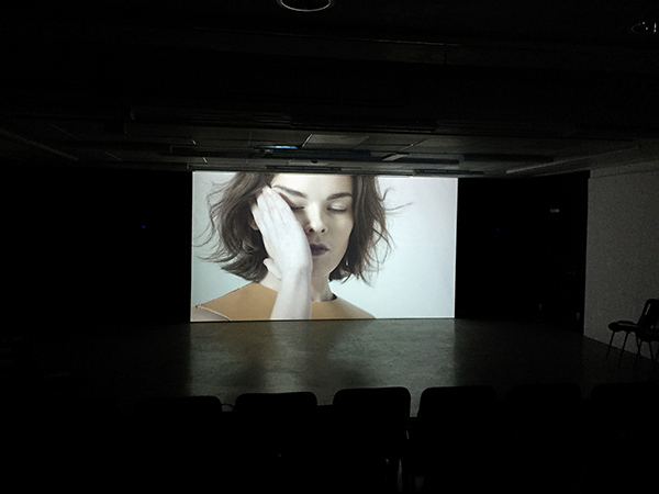 Sneak Peek-宣传册设计---酷图编号1