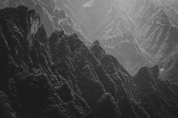 Poetics of Space-黑白丛山峻岭图的空间学---酷图编号10