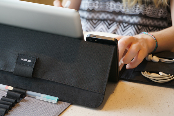 一个紧凑,轻便,可移动的“工作空间”---酷图编号1154225