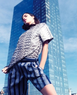 萨拉・桑帕约-丰富多彩的女性时装秀