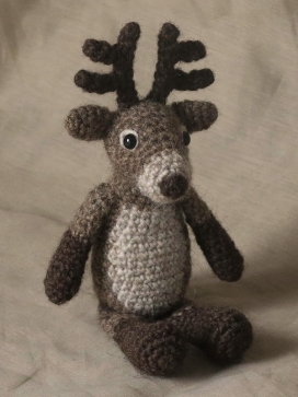 Rupert-针织毛线羚羊玩具