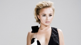 金发美女海顿・潘妮蒂尔