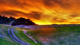 橙色的天空道路