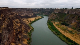 壮观的山区河流