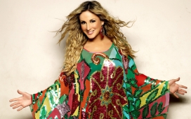 波西米亚风-2014巴西世界杯主题曲演唱者-克劳迪娅・莱蒂Claudia Leitte女歌星壁纸下载