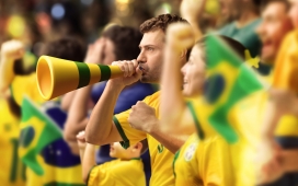 2014巴西世界杯疯狂的黄绿衣球迷