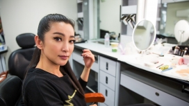 《变形金刚4》-化妆间里的李冰冰