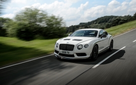 行驶中的白色宾利欧陆GT3-R正侧面壁纸